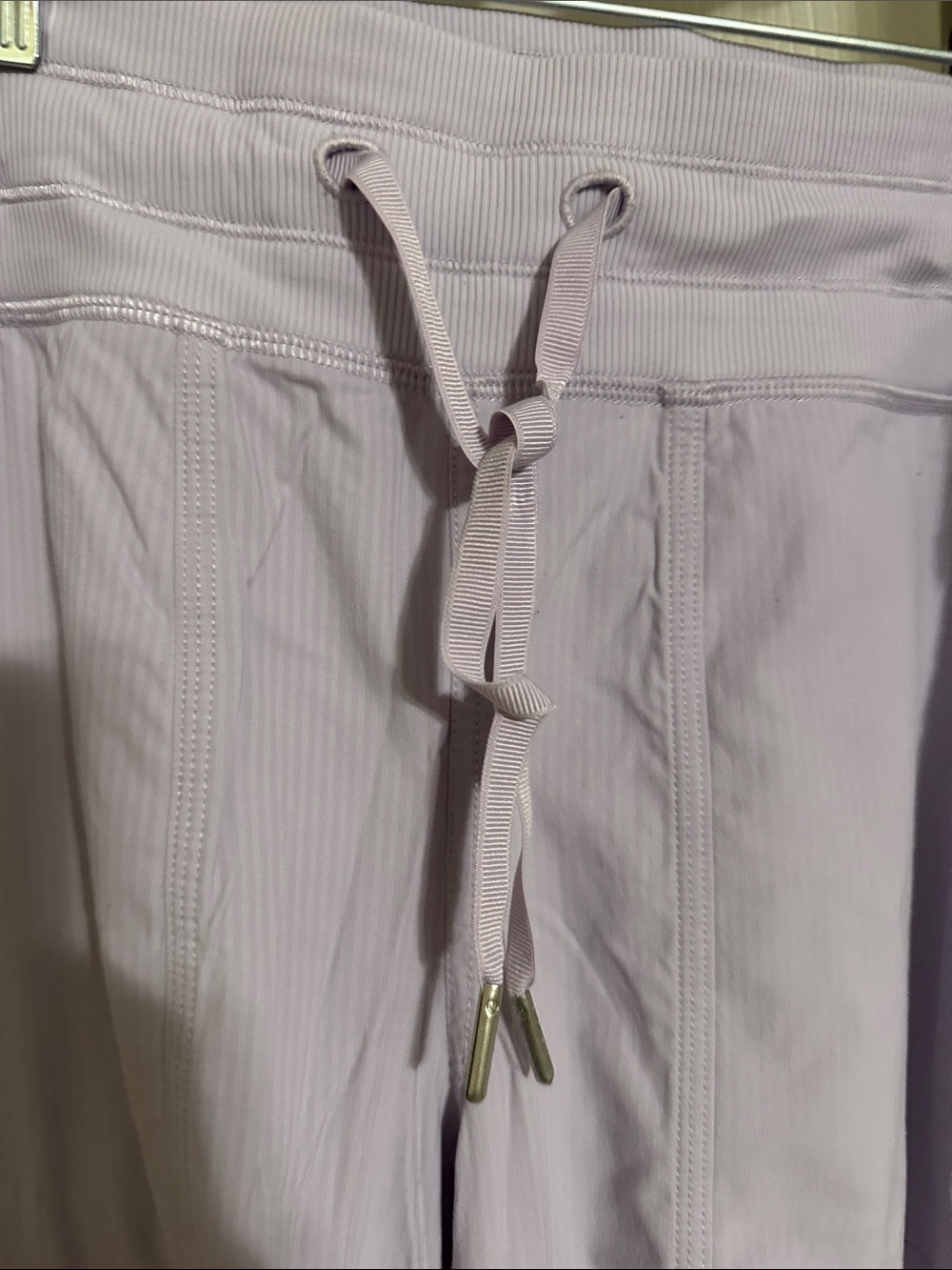 lululemon athletica Lavender Drawstring stretch pants - Picture 5 of 6